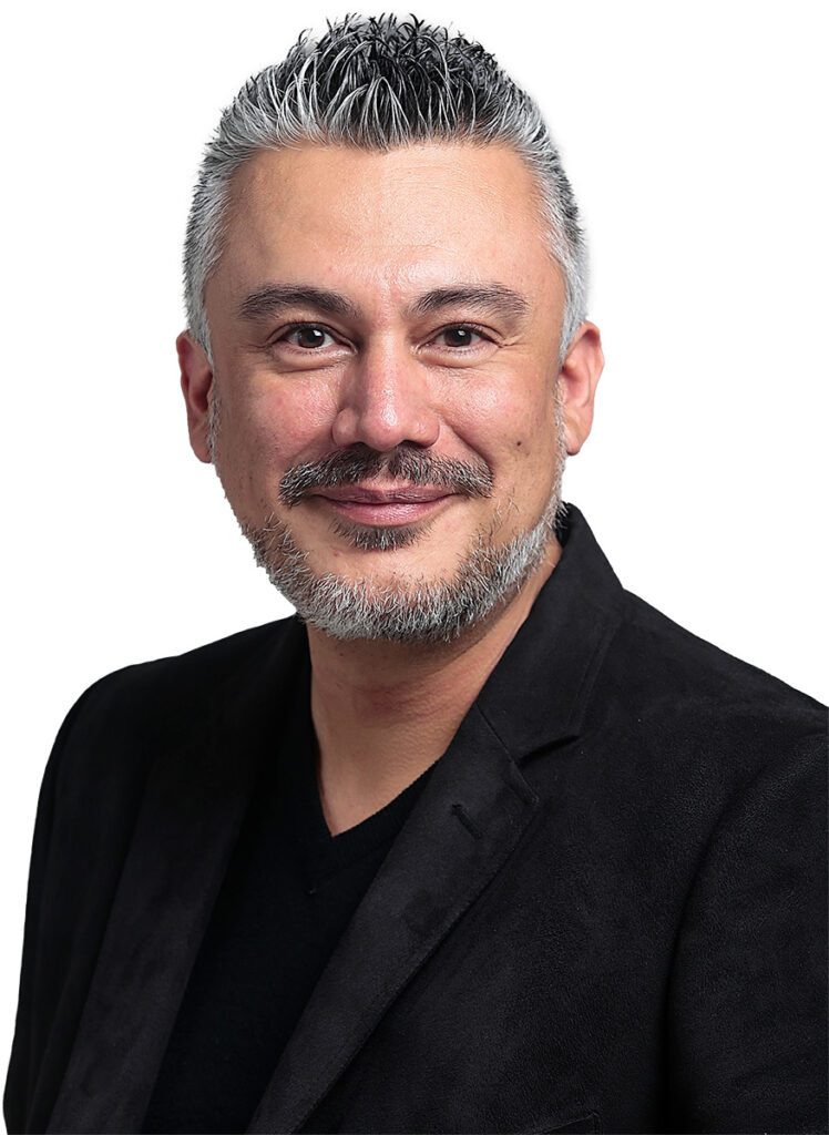 Dr. Augusto Hernández